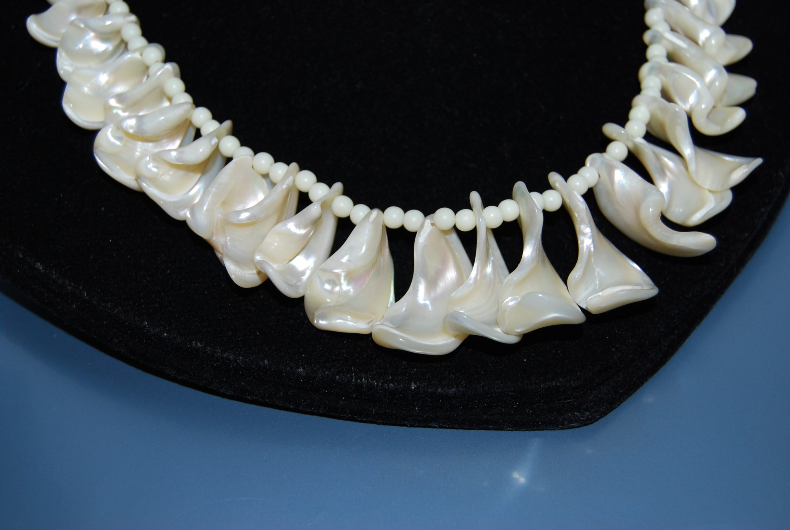 Vintage mother of Pearl drop necklace - Circa 1950'5 - Image 2