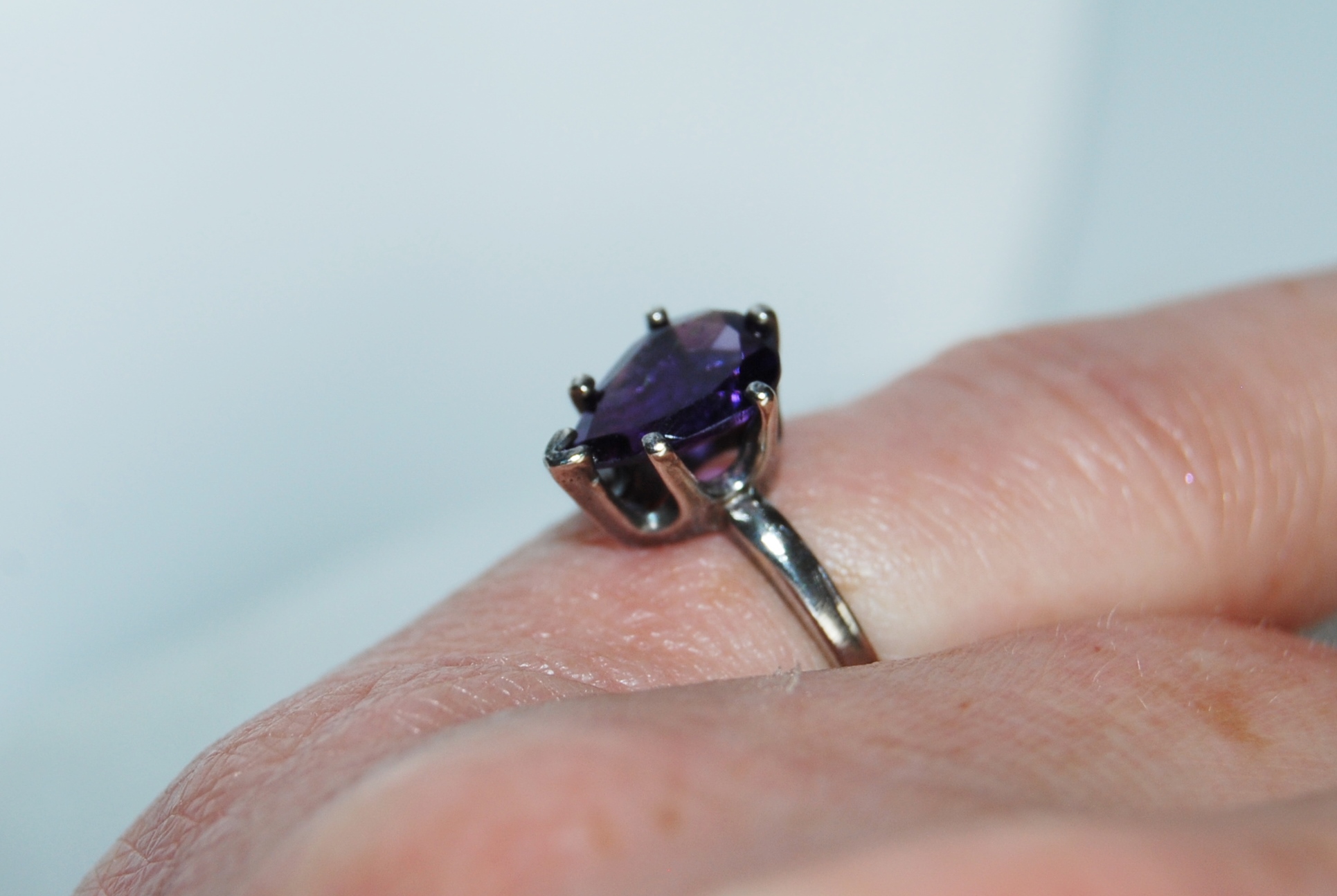 SORRY, this has now sold. 'Teardrop' Amethyst and silver basket set ring - Image 2