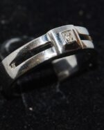 Modern design 80's silver ring with tiny diamond. Simple Unisex design, double band with central mount. Every day ring, classy design.